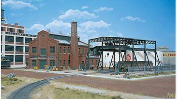 Walthers 933-3893 Oil Storage Tank Kit – N Scale, 2-1/8" Diameter X 2-3/4" Tall
